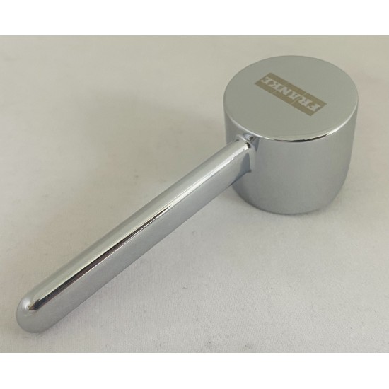 Handle : Chrome